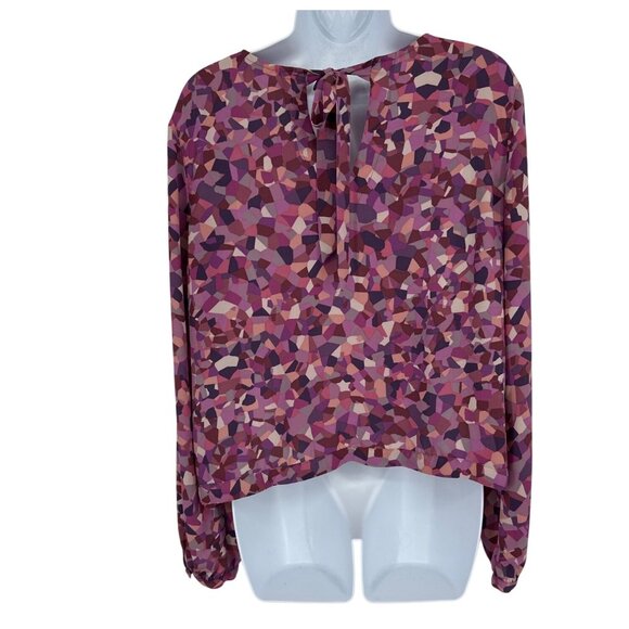 Cabi Pink & Purple Geometric Print Long Sleeve Blouse With Keyhole Tie Back Sz M - Picture 4 of 10